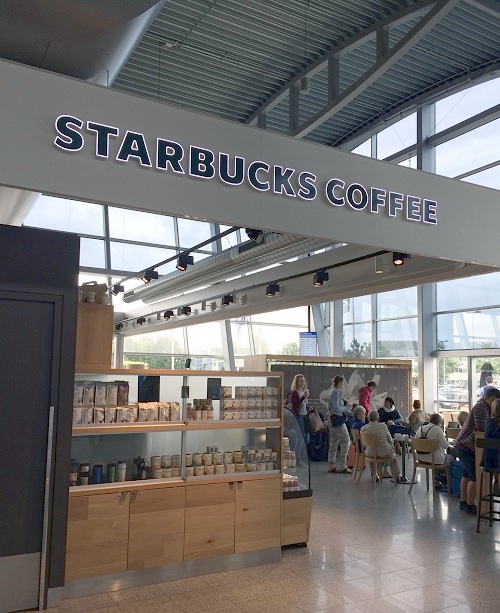 Starbucks-coffeee-EIndhoven-airport